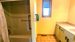 Main-floor-bathroom-2.1